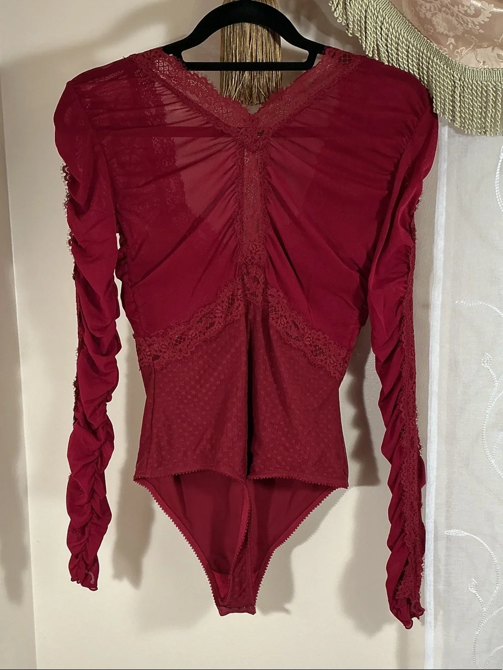 Intimately Free People Burgundy Lace-Trim Long Sleeve Bodysuit Sz SP